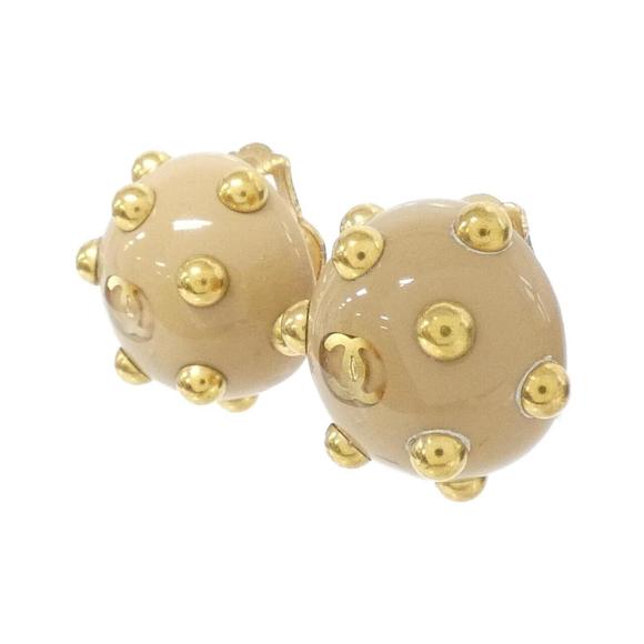 CHANEL Cream Earrings